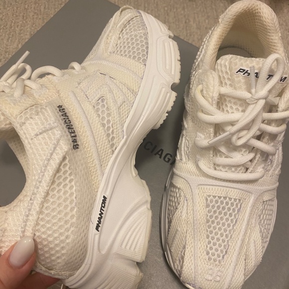 Balenciaga sneaker size 6 - Picture 8 of 16